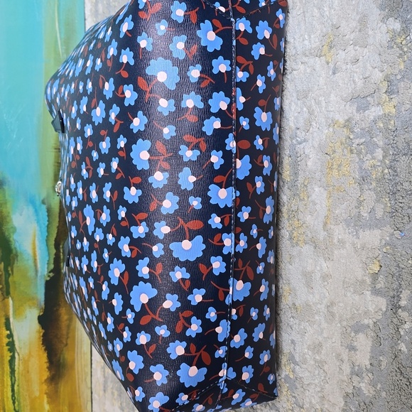 Kate Spade Molly Party Floral Tote - Picture 10 of 17